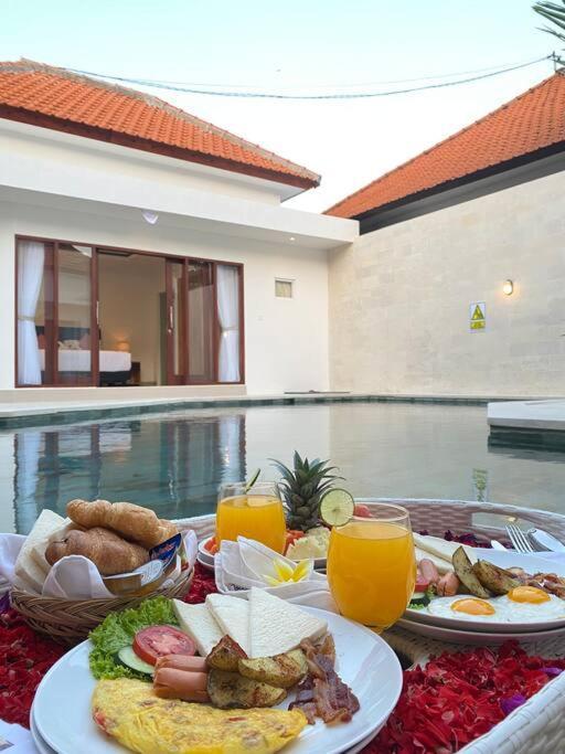 Villa Akmali Umalas 2Br With Private Pool & Jacuzzi Canggu Exterior foto