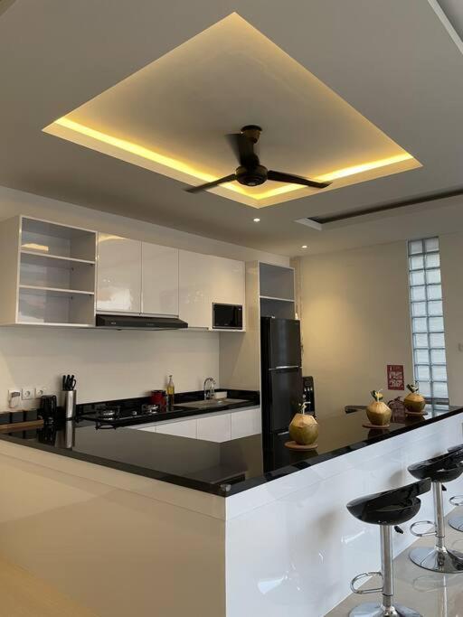 Villa Akmali Umalas 2Br With Private Pool & Jacuzzi Canggu Exterior foto